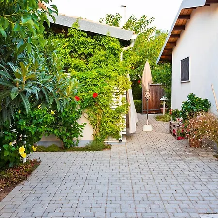 Holiday home Angelsa *